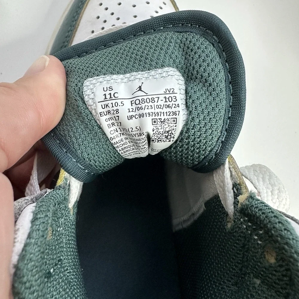 Nike Air Jordan 1 Mid SE PS White Oxidized Green Sail FQ8087-103 SZ 11C Kid Shoe